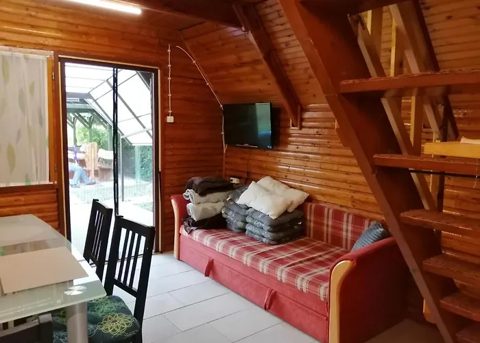Hotel Reza Vendeghaz *