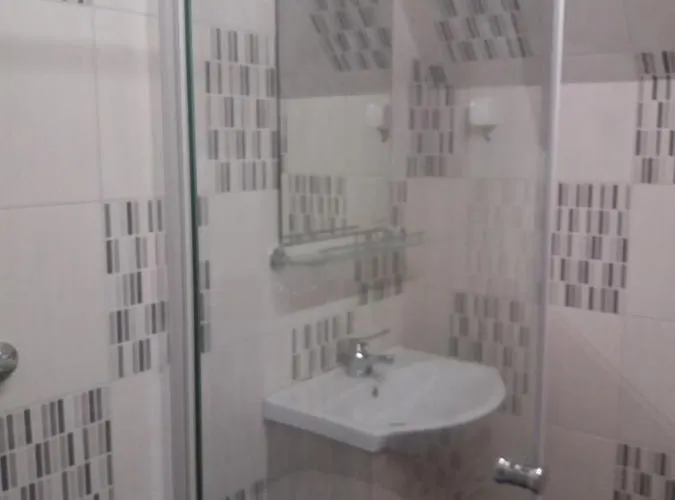 Reza Vendeghaz Hotel Békésszentandrás